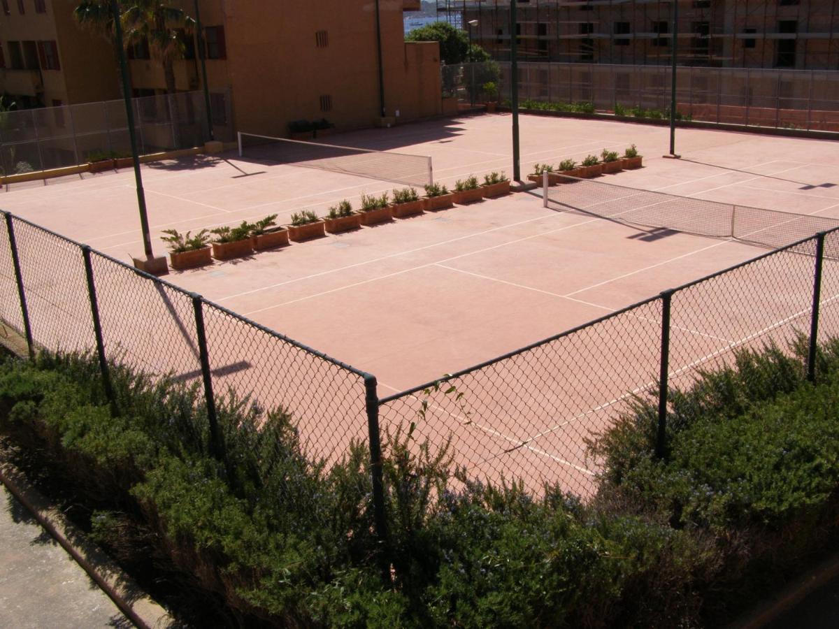 Le Nereidi Hotel & Residence Con Piscina-Tennis-Fitness-Parcheggio Coperto-Sala Conferenze La Maddalena  Eksteriør billede